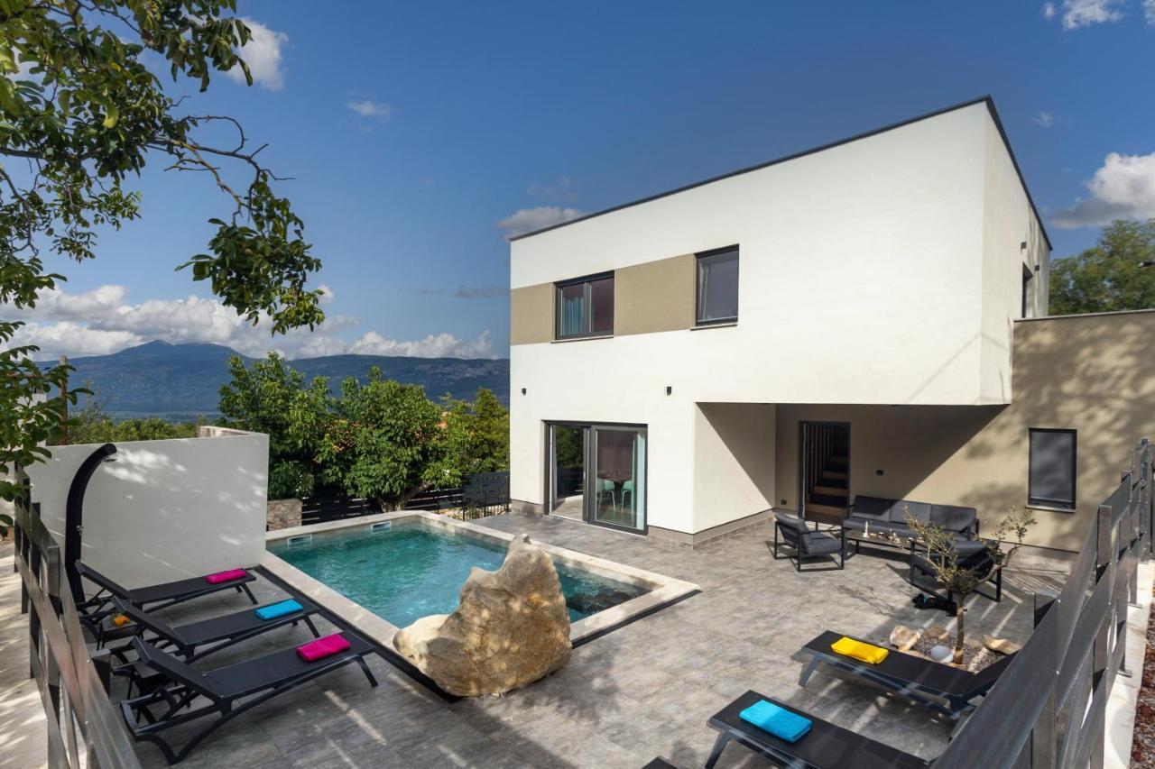 Kamik - The Oasis Of Peace Villa Krsan